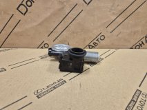 Мотор стеклоподъемника левый передний Toyota Rav4 50