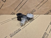 Мотор стеклоподъемника левый задний Toyota Rav4 50