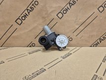Мотор стеклоподъемника правый задний Toyota Rav4 50
