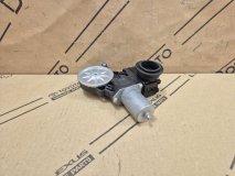 Мотор стеклоподъемника правый задний Toyota Rav4 50