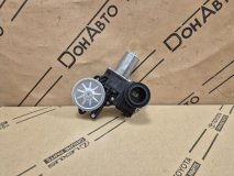 Мотор стеклоподъемника левый передний Toyota Venza 2