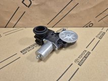 Мотор стеклоподъемника левый передний Toyota Venza 2