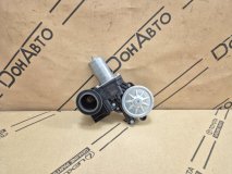 Мотор стеклоподъемника правый задний Toyota Venza 2