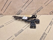 Кронштейн передней панели правый Lexus RX 4 Кронштейн передней панели правый Lexus RX 4