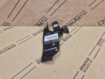 Кронштейн передней панели правый Lexus RX 4 Кронштейн передней панели правый Lexus RX 4