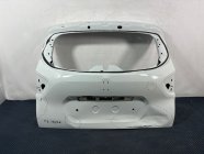 Крышка багажника Renault Kaptur 1