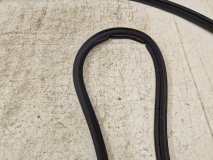 Уплотнитель крышки багажника Lexus RX 4