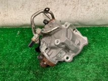 Топливный насос высокого давления Mercedes-Benz S-Class W222