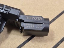 Датчик парковки (парктроник) Toyota Camry V75