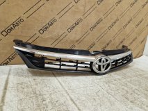 Решетка радиатора Toyota Camry V55