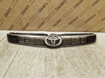 Решетка радиатора Toyota Camry V55