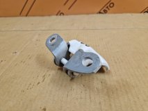 Петля двери правая передняя Toyota Rav4 40