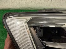 Фара правая AUDI A8 D5