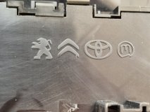 Рамка магнитолы Peugeot Expert 3