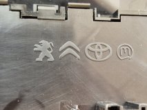 Рамка магнитолы Opel Vivaro K0