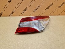Фонарь правый Toyota Camry V70