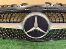 Решетка радиатора Mercedes-Benz CLA 118