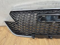 Решетка радиатора Haval F7 1