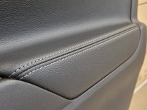Обшивка двери правая задняя Mitsubishi Outlander 3 GF