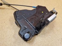 Замок двери правый передний Toyota Land Cruiser Prado 150