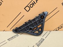 Кронштейн бампера правый передний Toyota Camry V55