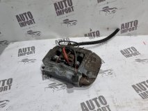 Суппорт правый задний Audi Q7 7L 2013 CRCA