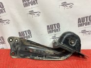 Рычаг подвески левый задний Audi A3 8P 2010