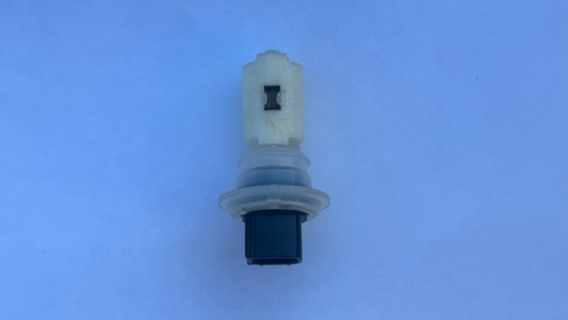 Датчик уровня жидкости омывателя Lexus ES350 GSZ10 2GRFKS 2019 (б/у)