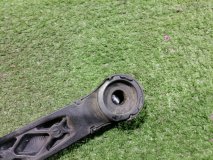 Держатель дворника левый передний HONDA Odyssey RA7