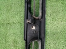 Решетка радиатора передняя NISSAN Mistral R20 1994