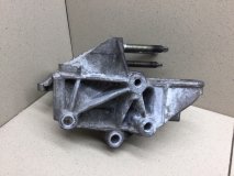 Кронштейн двигателя правый Ford Fusion 2002 - 2012 Кронштейн двигателя правый Ford Fusion 2002 - 2012