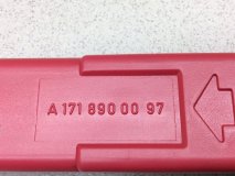 Знак аварийной остановки LEXUS LX VDJ201L-GMTGZW 2016 1VDFTV