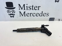 Форсунка топливная OM642 Mercedes-Benz S-Class W221 W 221 Rest 2013 OM642.862