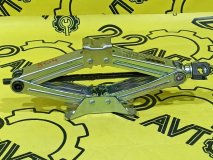 Домкрат Honda Shuttle GP7 2015 LEB-H1