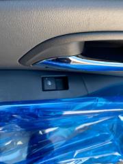 Запчасть кнопка стеклоподъемника задняя левая Chevrolet Cruze 2009