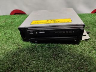 Cd changer Mitsubishi Pajero 2003