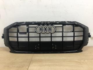 Решетка радиатора Audi Q8 S-line 2019-