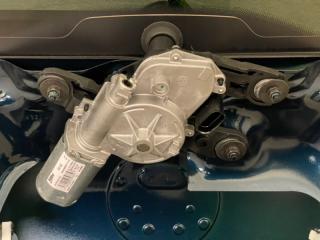 Запчасть моторчик стеклоочистителя заднего стекла VW Touareg 3 2019-