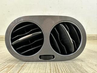 Дефлектор вентиляции салона передний правый VW Tiguan 2008-2017