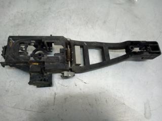 Кронштейн ручки правый Ford Focus 2 2005-2012