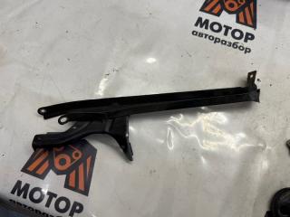 Кронштейн замка капота Toyota Corolla Хетчбэк 1.4 4ZZFE БУ