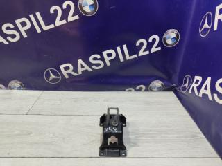 Петля капота правая BMW X5 E70 N52B30 контрактная