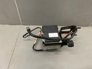 Блок ABS BMW X3 E83 N52B30 БУ