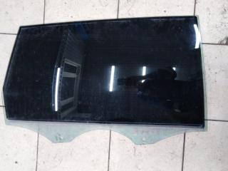 Боковое стекло заднее правое Audi Q7 2007