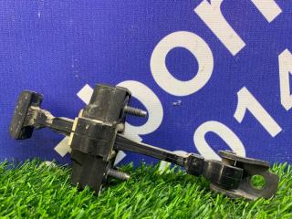 Ограничитель двери Renault Kaptur