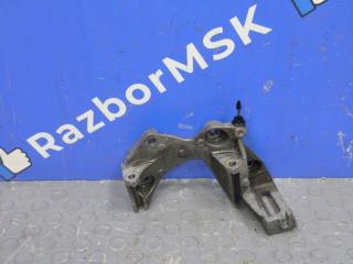 Кронштейн генератора Renault Kaptur