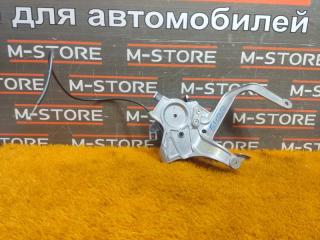 Педаль стояночного тормоза Mercedes-Benz CLK-Class C209 272.960 контрактная