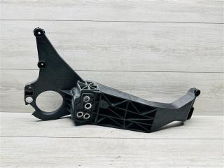 Кронштейн бампера передний Ford Cargo