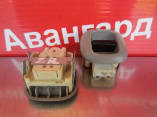 Запчасть кнопка стеклоподъёмника задняя Toyota Estima 2003