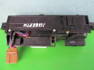 Блок управления печкой Liberty 1999 M12 SR20DE